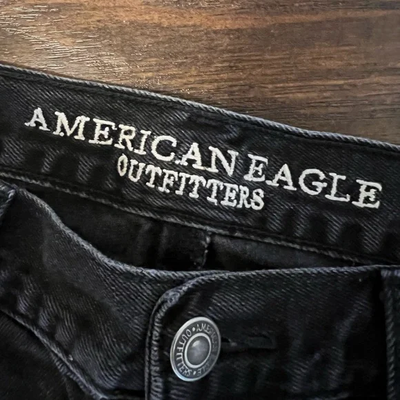 American Eagle Outfitters High Wasted Cropped Distressed Black Jeans - Picture 2 of 5